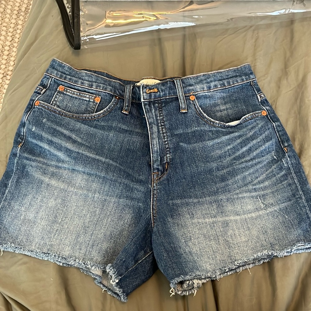 Madewell high rise shorts size 31
